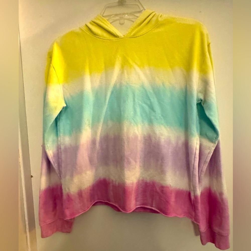 Girls tye dye shirt hoodie